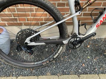 Gebrauchtes Santa Cruz Blur SRAM GX Eagle 2024 Mountainbike, Hellgrau, 29 — Bild 7 von 8