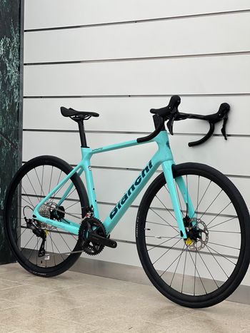 Bianchi, Infinito 105 Di2 2026