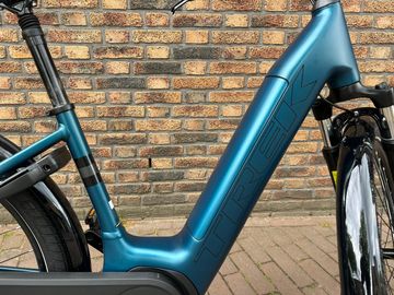 Used Trek District+ 3 Lowstep 2026 2026 Urban, Blue — image 8 of 8