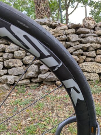 Used Giant Giant Defy Advanced Pro1 2016 Road & Gravel — image 7 of 9