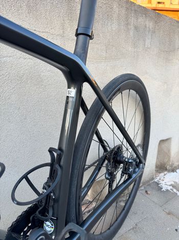 Used Trek Émonda SL 6 Disc Pro 2022 2022 Road & Gravel, Black — image 9 of 10
