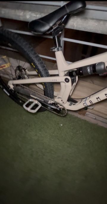 Gebrauchtes Commencal T.E.M.P.O. OHLINS 2022 2022 Mountainbike, Weiß, 29 — Bild 7 von 7