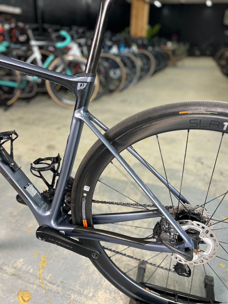 Giant Defy, Advanced Pro 1 2023 2023 Road & Gravel usato, Grigio chiaro — immagine 20 di 22
