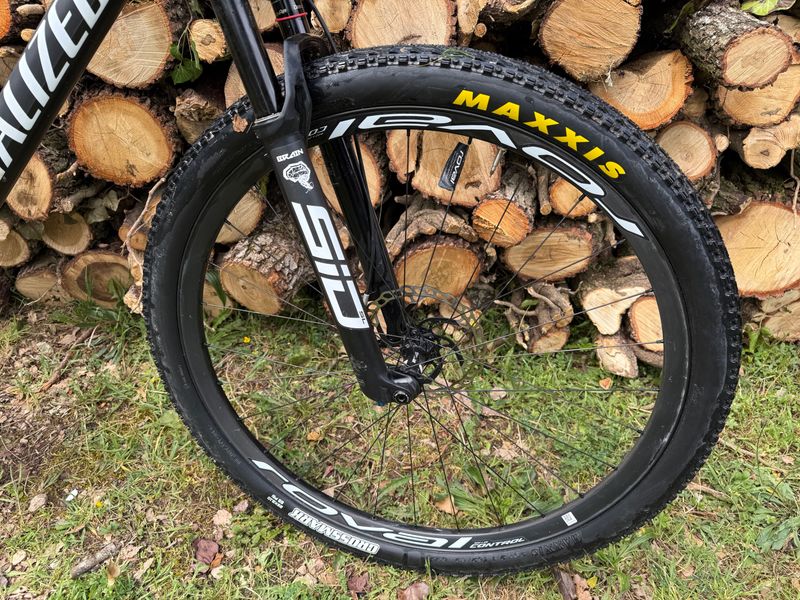 Použité Specialized Epic Hardtail Expert 2023 2023 Mountainbike — obrázek 5 z 10