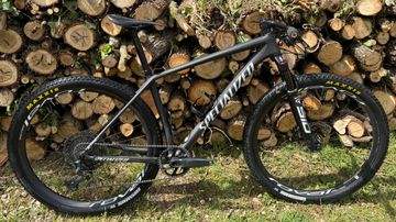 Použité Specialized Epic Hardtail Expert 2023 2023 Mountainbike — obrázek 1 z 10
