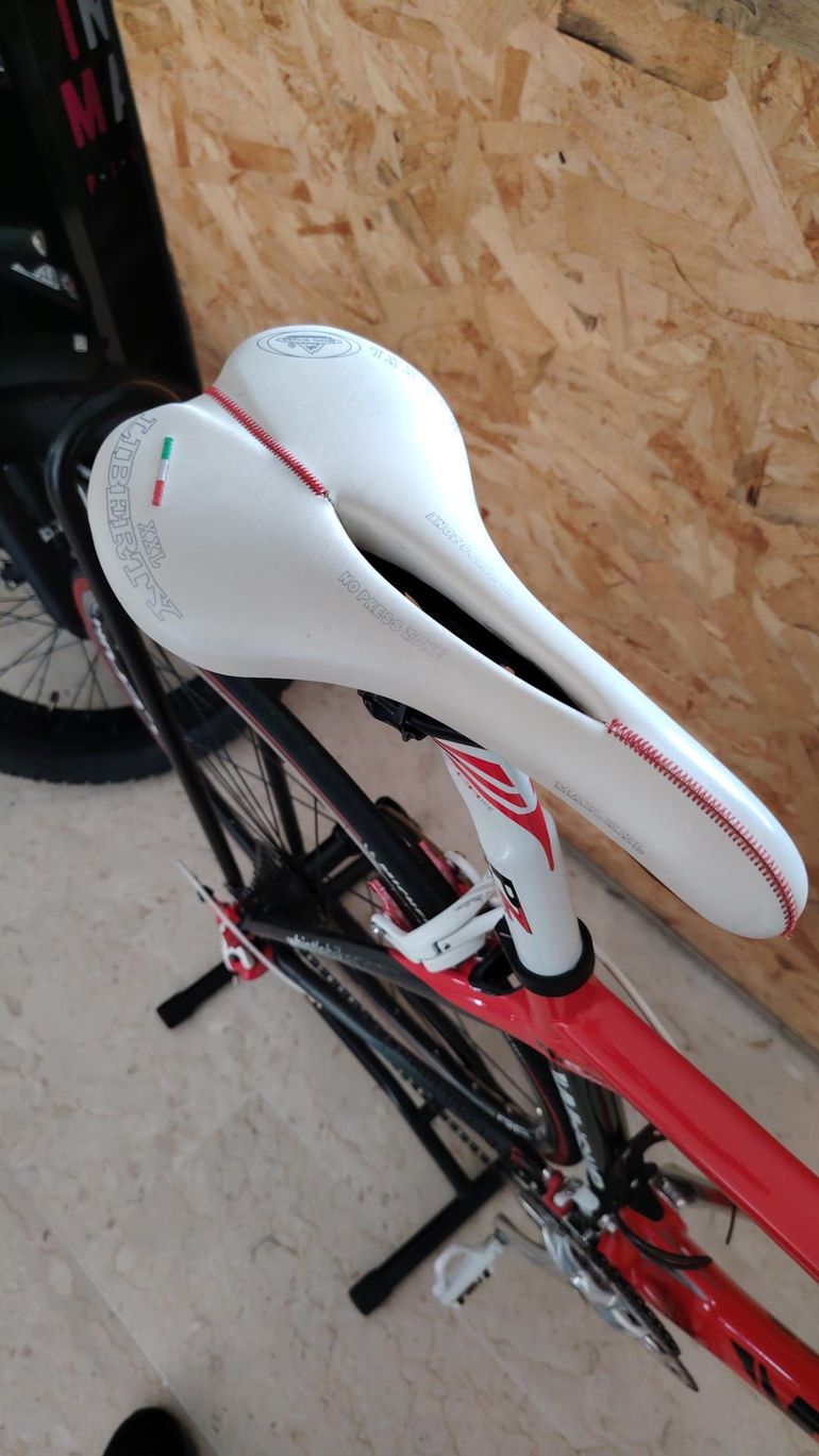 Used Whistle BICI DA CORSA IN CARBONIO WHISTLE GUYAPI MISURA S USATO 2013 Road & Gravel, Rot — image 10 of 16