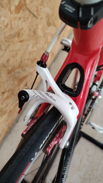 Used Whistle BICI DA CORSA IN CARBONIO WHISTLE GUYAPI MISURA S USATO 2013 Road & Gravel, Rot — image 9 of 16
