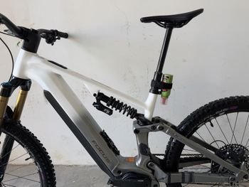Used Focus SAM² 6.9 2025 2025 Mountainbike, White, 29, 27.5 — image 10 of 11