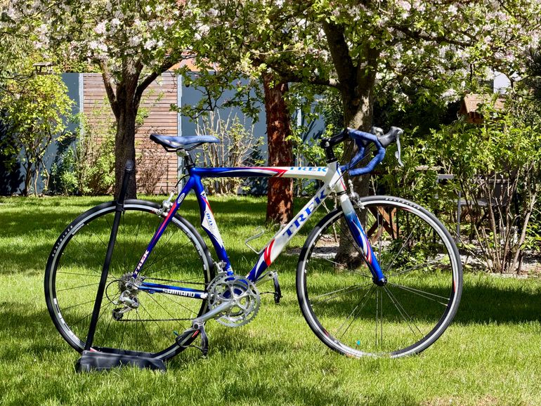 Used Trek OCLV Carbon 120 Bontrager Madone 2005 Road & Gravel, Blue — image 2 of 20