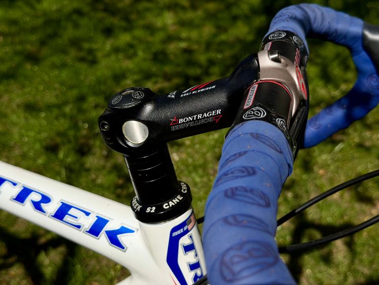 Used Trek OCLV Carbon 120 Bontrager Madone 2005 Road & Gravel, Blue — image 7 of 20