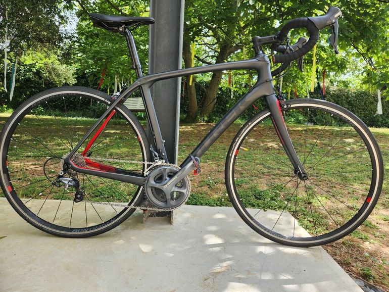 Used Trek Domane SLR 6 2018 2018 Road & Gravel, Black — image 2 of 5