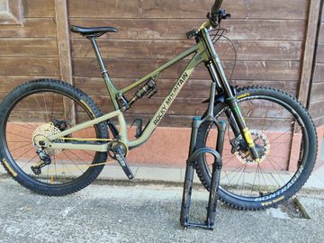 Used Rocky Mountain Altitude A30 Shimano 2025 2025 MTB