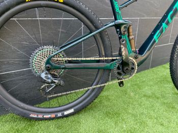 Used Factor LANDO SRAM XX1 Eagle AXS 2023 Mountainbike, Green — image 3 of 18