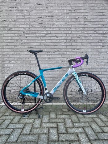 Elves, Elves Custom Shimano GRX Di2