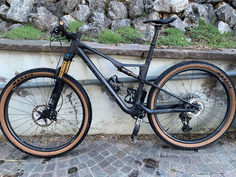 Brugt Orbea OIZ M-TEAM AXS 2024 2024 MTB
