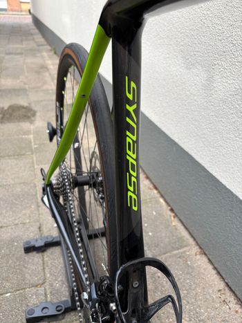 Used Cannondale Synapse Carbon Disc Ultegra 2018 2018 Road & Gravel — image 6 of 10