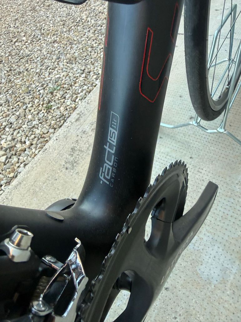 Used Specialized Tarmac Shimano Ultegra 2012 Road & Gravel, Black — image 14 of 16