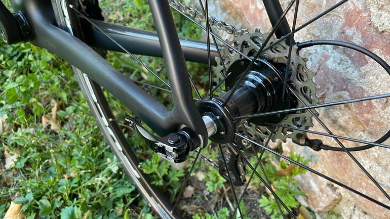 Used Specialized Tarmac SL4 Comp Ultegra 2014 2014 Road & Gravel, Black — image 16 of 19