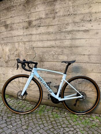 Specialized, Roubaix SL8 Comp - Shimano 105 Di2 2025
