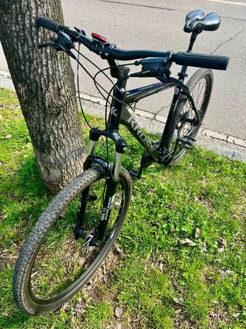 Used Kross Hexagon 6.0 2022 2022 Mountainbike, Black, 27.5, 29 — image 5 of 12