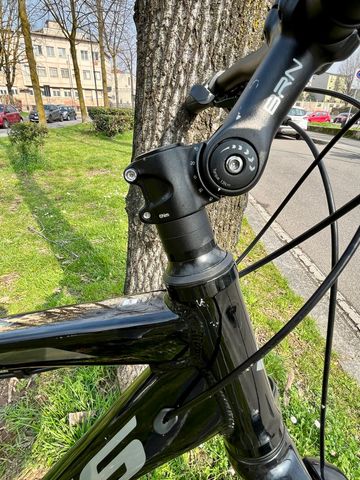 Used Kross Hexagon 6.0 2022 2022 Mountainbike, Black, 27.5, 29 — image 10 of 12