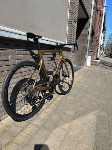 Käytetty Atom6 Custom SRAM Rival eTap AXS 2023 Road & Gravel — kuva 3 / 3