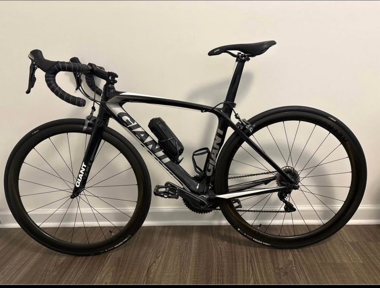 Used Giant Tcr Shimano Ultegra 2014 Road & Gravel, Black — image 1 of 5