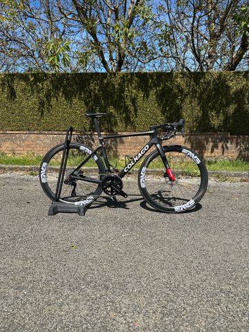 Colnago V4Rs Disc Dura-Ace Di2 9200 2023 2023 Road & Gravel d'occasion