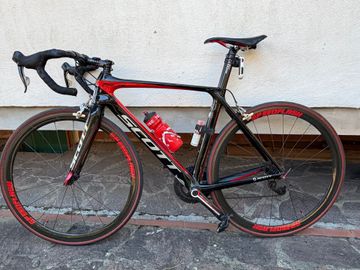 Used Scott Foil 20 2017 2017 Road & Gravel, Red — image 2 of 6