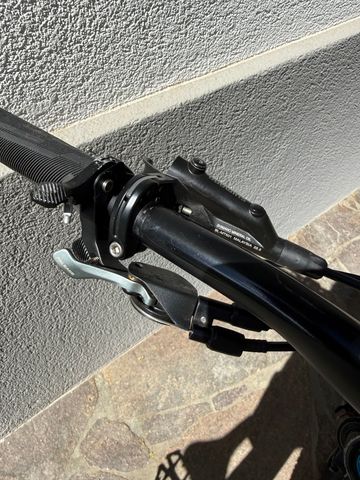 Used Scott Genius 920 2019 2019 Mountainbike, Light Gray, 29 — image 7 of 14