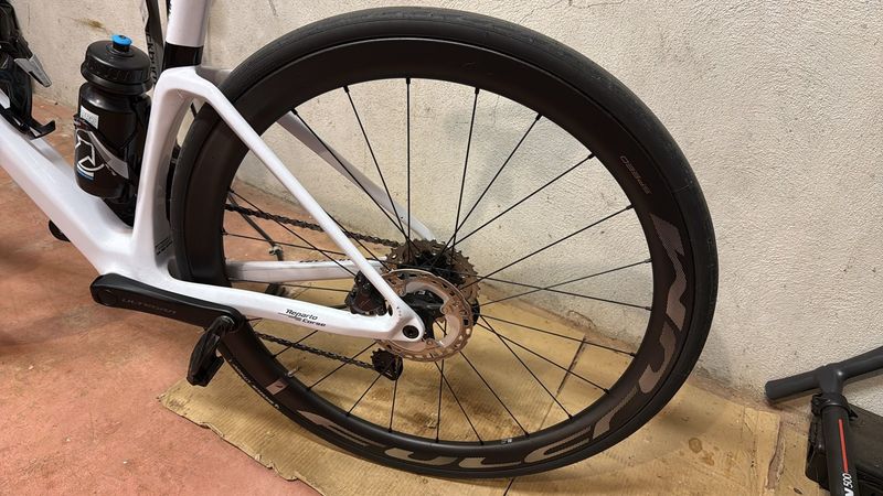 Used Bottecchia Custom Shimano Ultegra Di2 2025 Road & Gravel, White — image 5 of 7