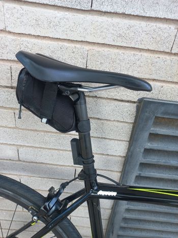 Used Specialized Tarmac Shimano 105 2018 Road & Gravel, Black — image 26 of 28