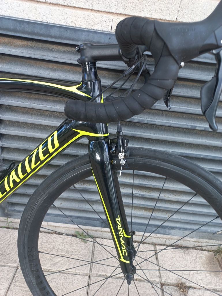 Used Specialized Tarmac Shimano 105 2018 Road & Gravel, Black — image 23 of 28