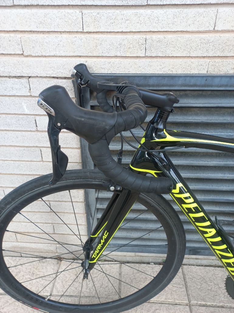 Used Specialized Tarmac Shimano 105 2018 Road & Gravel, Black — image 21 of 28
