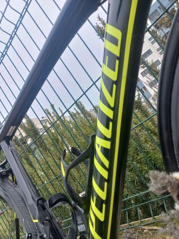 Used Specialized Tarmac Shimano 105 2018 Road & Gravel, Black — image 10 of 28