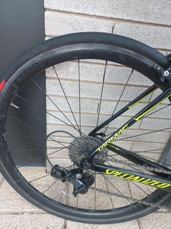 Used Specialized Tarmac Shimano 105 2018 Road & Gravel, Black — image 27 of 28
