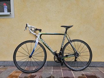 Used Cannondale SuperSix EVO SRAM Red 2010 Road & Gravel, Green — image 2 of 4