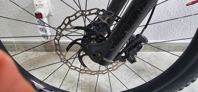 Used Specialized Turbo Levo FSR 6Fattie 2017 2017 Mountainbike — image 8 of 10