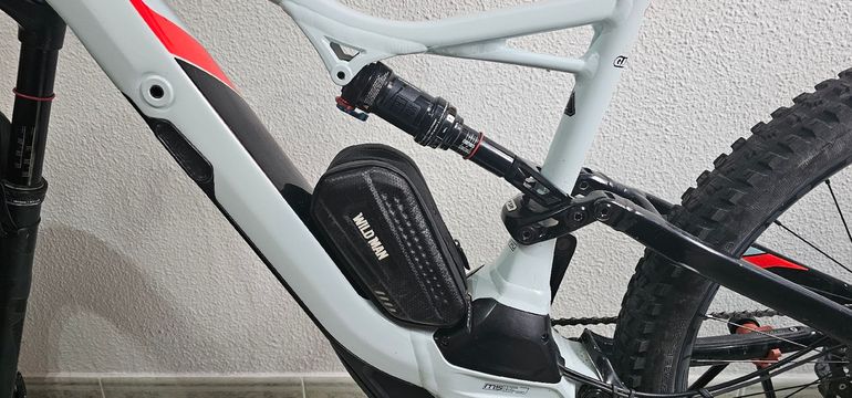 Used Specialized Turbo Levo FSR 6Fattie 2017 2017 Mountainbike — image 9 of 10