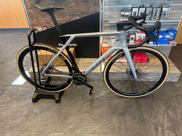 Used Lapierre Xelius DRS SE 2025 2025 Road & Gravel — image 1 of 5