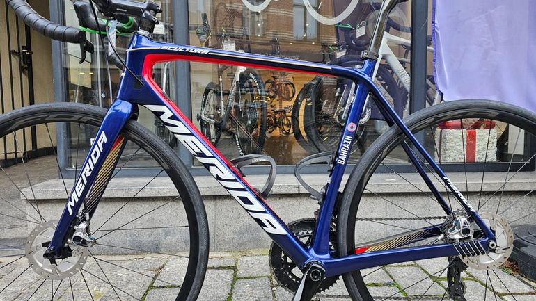 Used Merida Scultura Bahrain Edition Disc Sram Red Etap Axs 2019 Road & Gravel — image 5 of 17