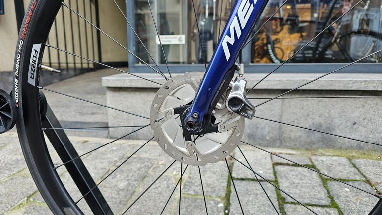 Used Merida Scultura Bahrain Edition Disc Sram Red Etap Axs 2019 Road & Gravel — image 4 of 17