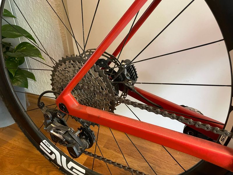Used BMC Roadmachine Shimano GRX 2021 Road & Gravel, Red — image 4 of 4