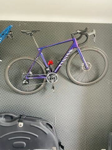 Used Canyon Ultimate CFR eTap 2024 2024 Road & Gravel, Purple — image 9 of 12