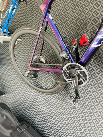 Used Canyon Ultimate CFR eTap 2024 2024 Road & Gravel, Purple — image 6 of 12