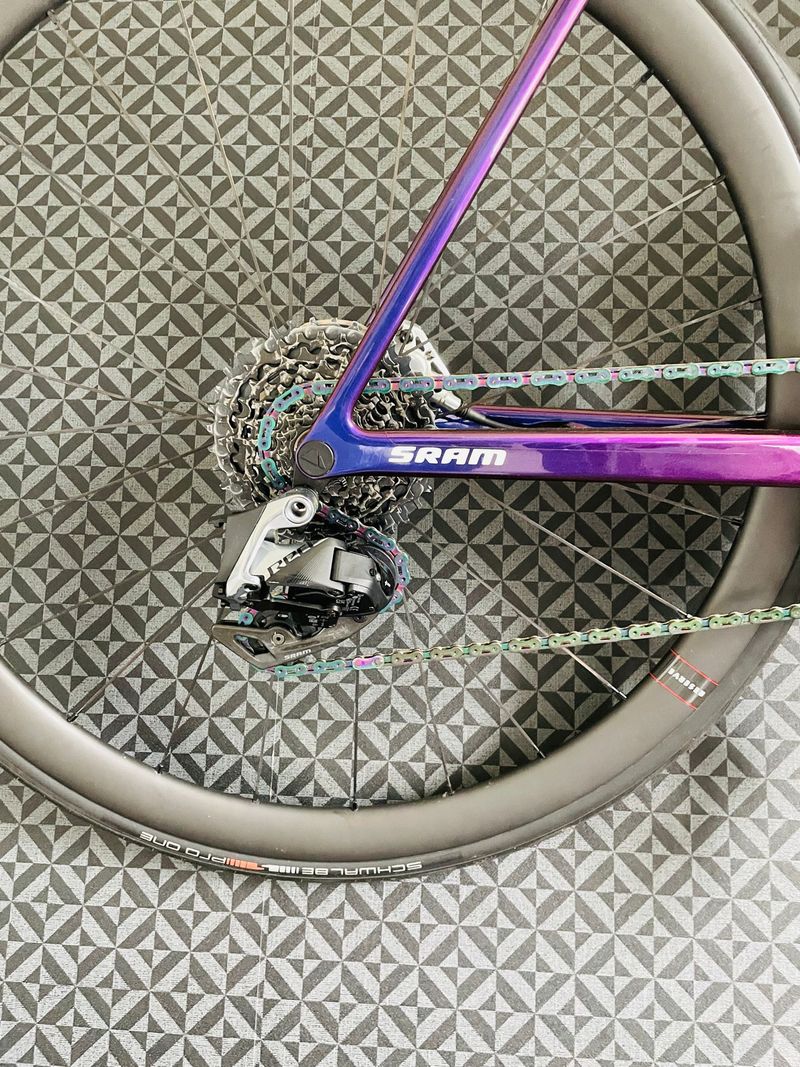 Used Canyon Ultimate CFR eTap 2024 2024 Road & Gravel, Purple — image 3 of 12