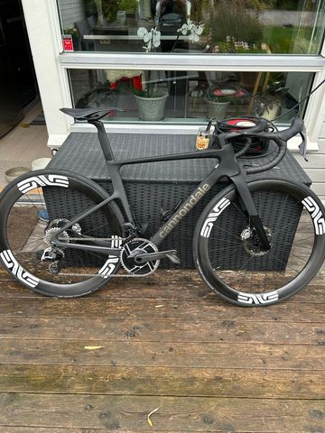 Used Cannondale SuperSix EVO SRAM Red eTap AXS 2024 Road & Gravel, Black — image 2 of 7