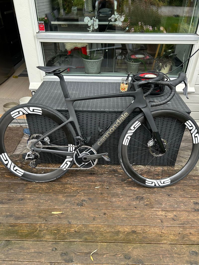 Used Cannondale SuperSix EVO SRAM Red eTap AXS 2024 Road & Gravel, Black — image 2 of 7