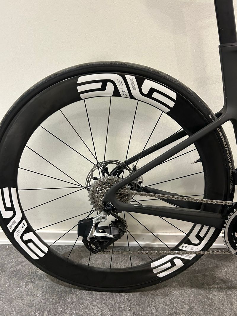Used Cannondale SuperSix EVO SRAM Red eTap AXS 2024 Road & Gravel, Black — image 5 of 7