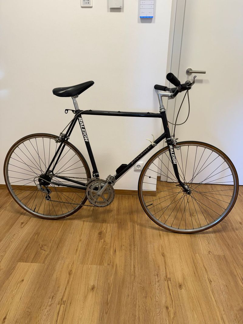 Used Raleigh Custom Other 1985 Road & Gravel, Black — image 2 of 5
